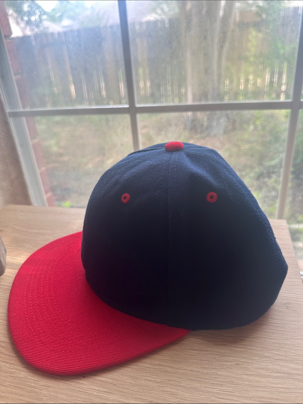 Men’s Two-Tone Navy and Red Snapback Hat